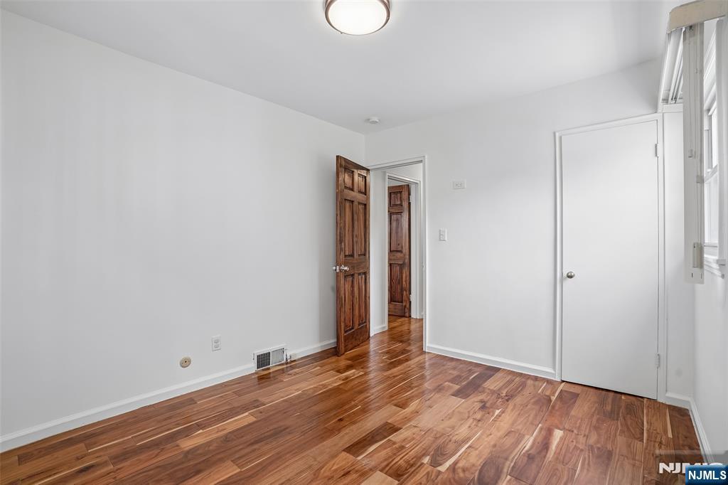 287 Buttonwood Drive