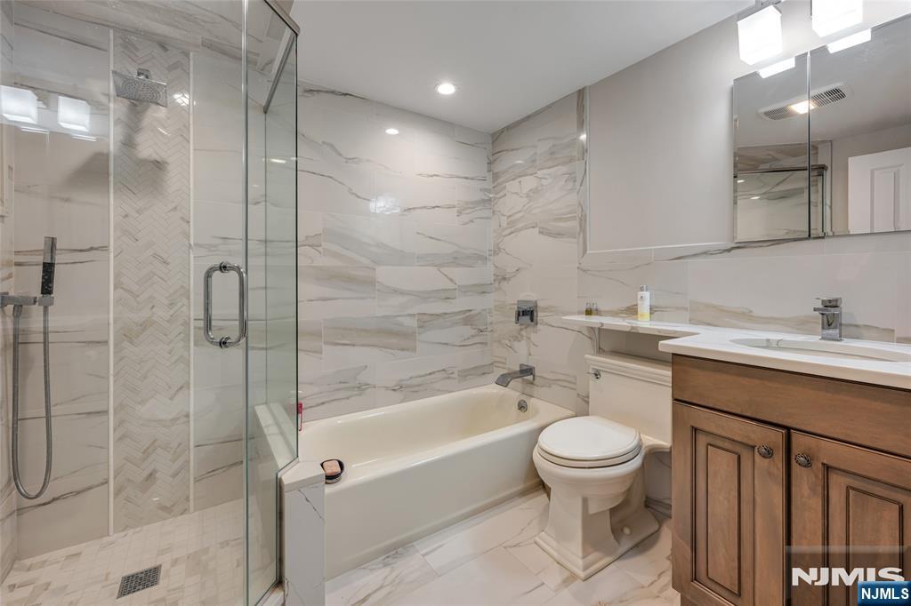 751 Lincoln Avenue