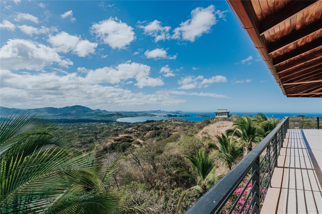 Casa Fiesta Pacific Heights