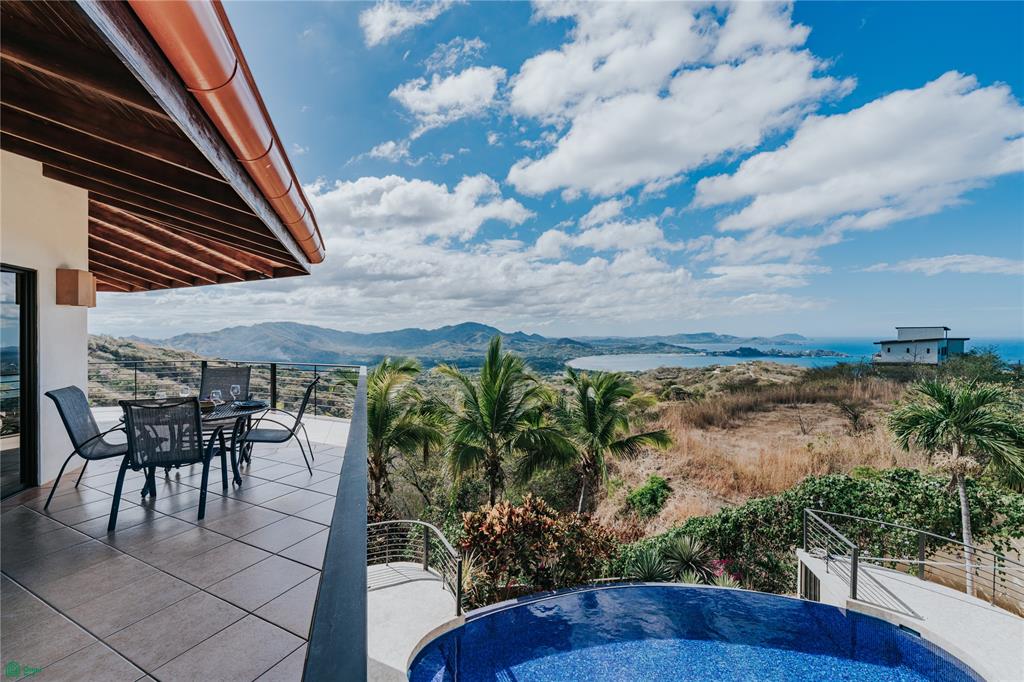 Casa Fiesta Pacific Heights