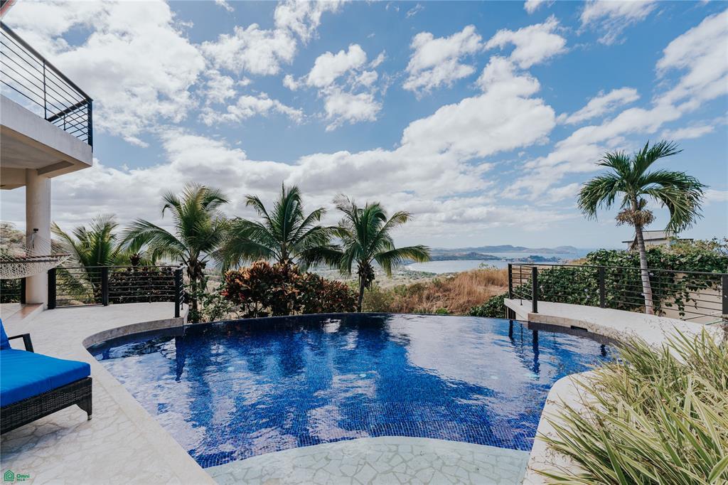 Casa Fiesta Pacific Heights