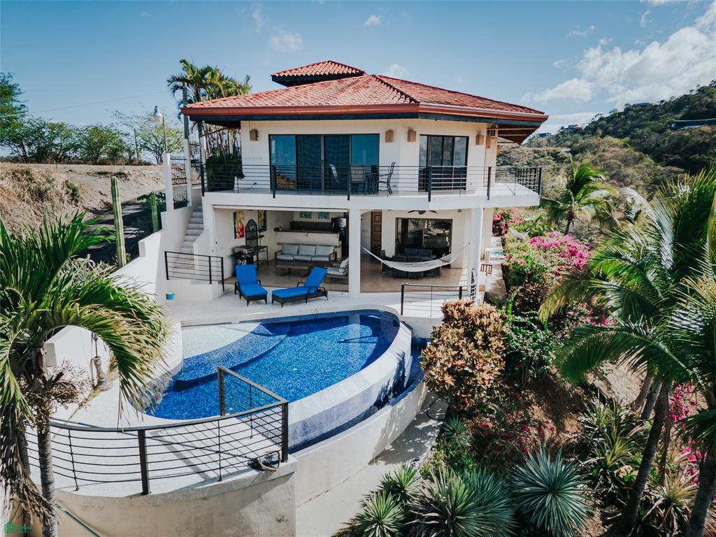 Casa Fiesta Pacific Heights