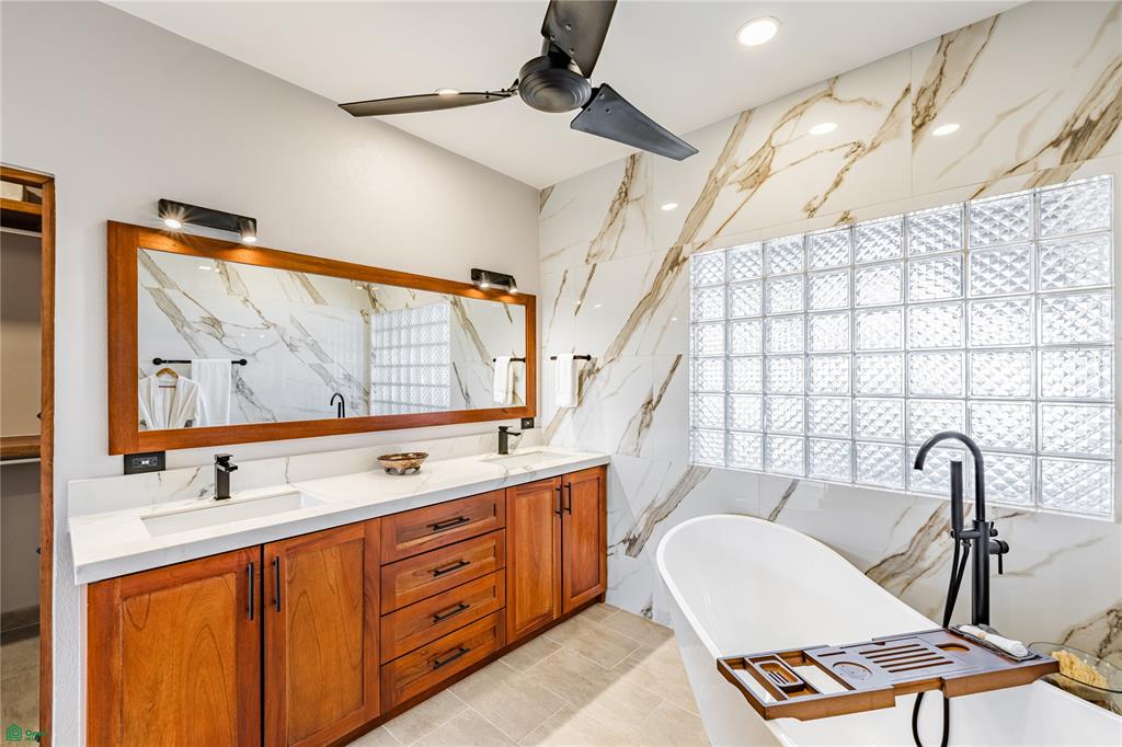 Casa Fiesta Pacific Heights