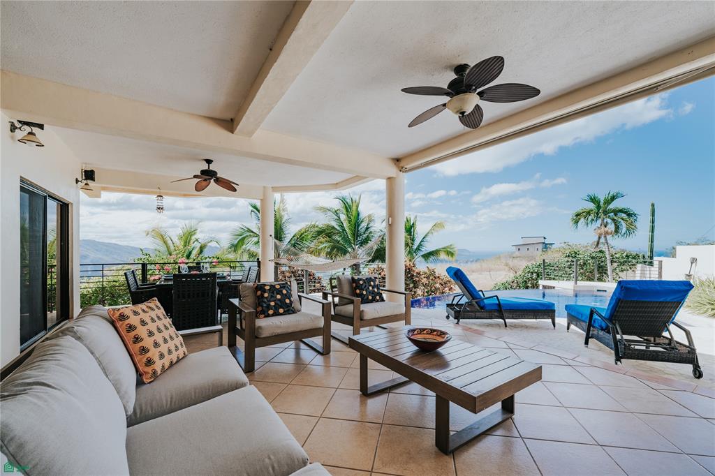 Casa Fiesta Pacific Heights