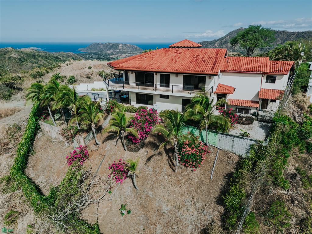 Casa Fiesta Pacific Heights