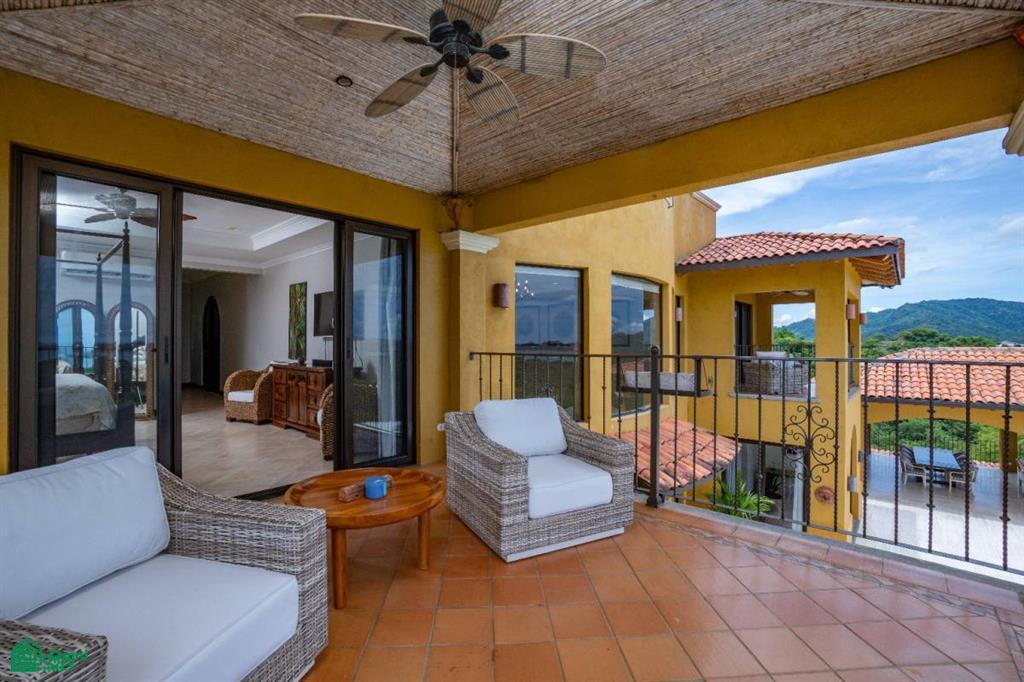 Casa Loro - Luxury Oceanview Estate