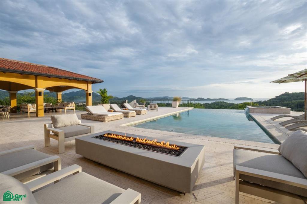 Casa Loro - Luxury Oceanview Estate
