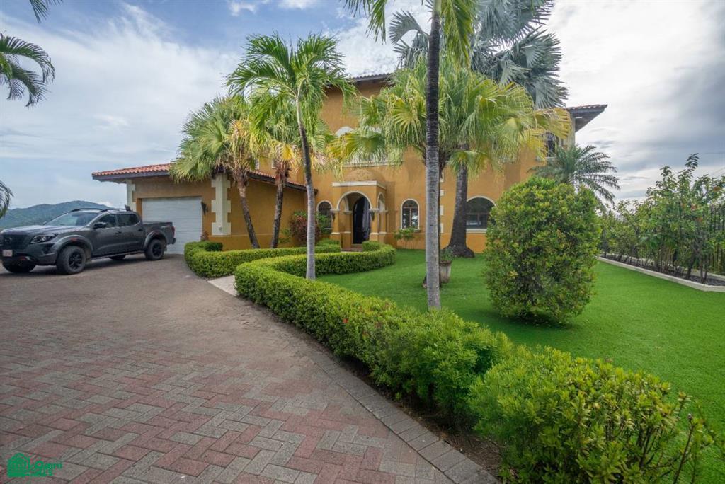 Casa Loro - Luxury Oceanview Estate