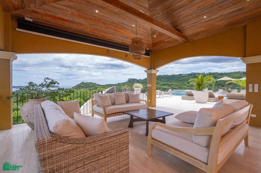 Casa Loro - Luxury Oceanview Estate