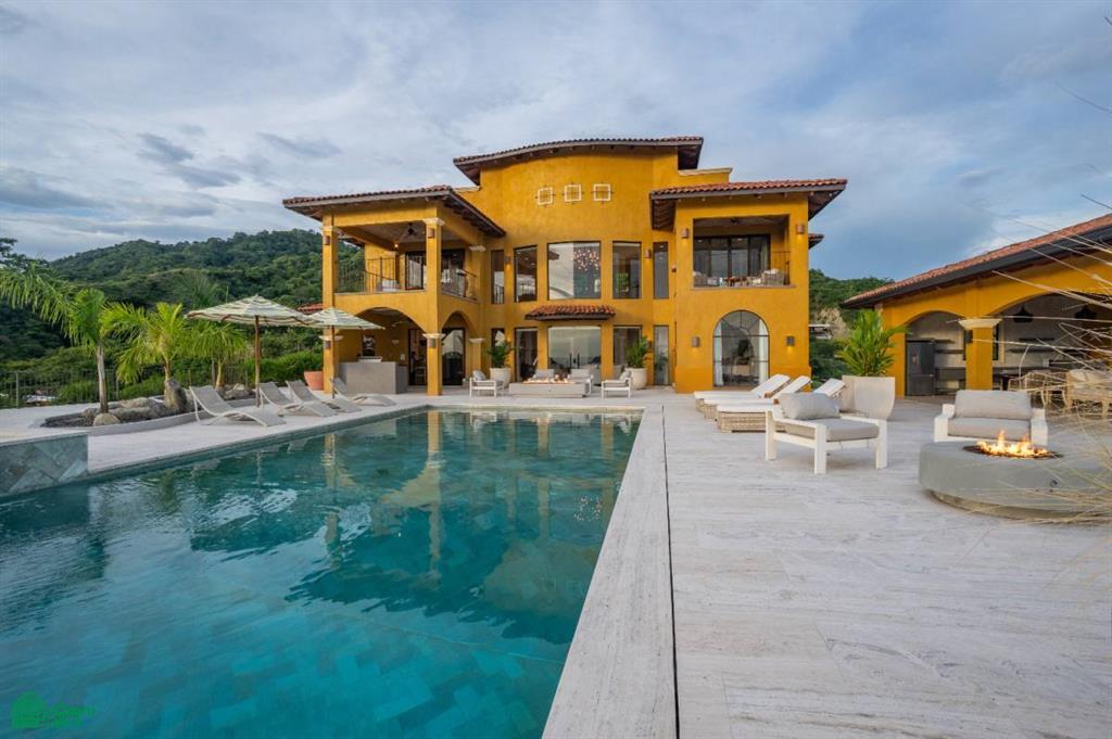 Casa Loro - Luxury Oceanview Estate