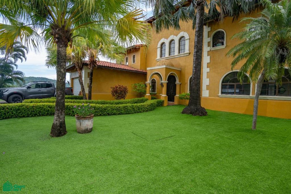 Casa Loro - Luxury Oceanview Estate