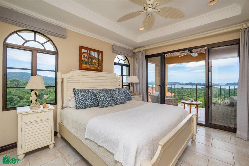 Casa Loro - Luxury Oceanview Estate