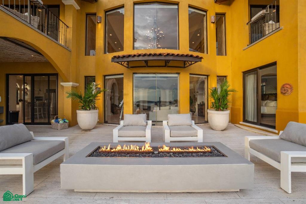 Casa Loro - Luxury Oceanview Estate