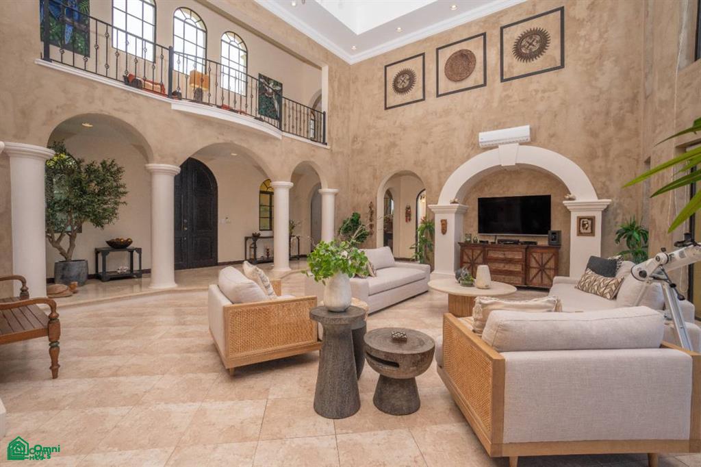 Casa Loro - Luxury Oceanview Estate