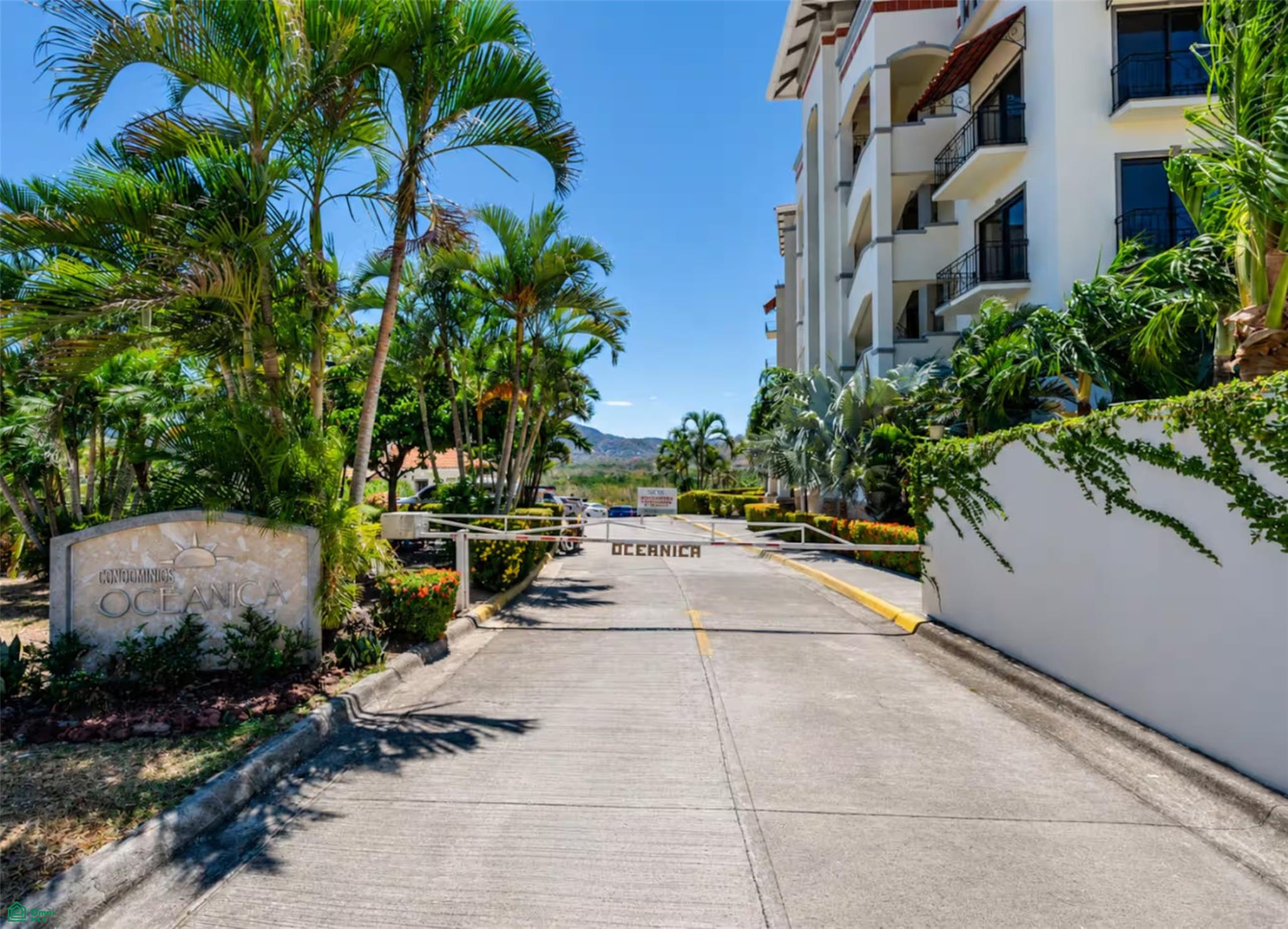 Oceanica 825, Playa Flamingo