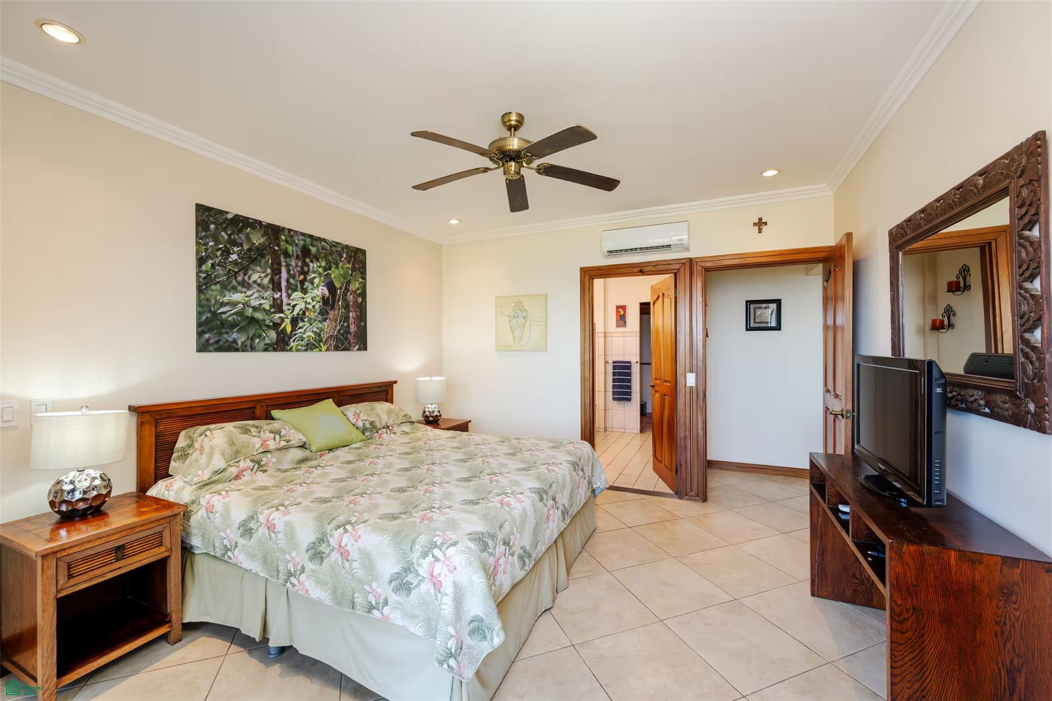 Oceanica 825, Playa Flamingo