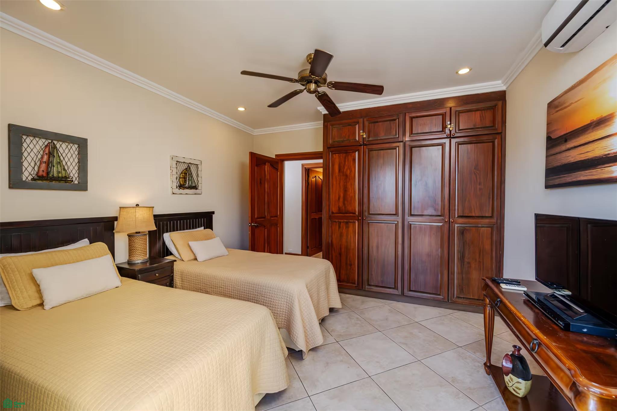 Oceanica 825, Playa Flamingo