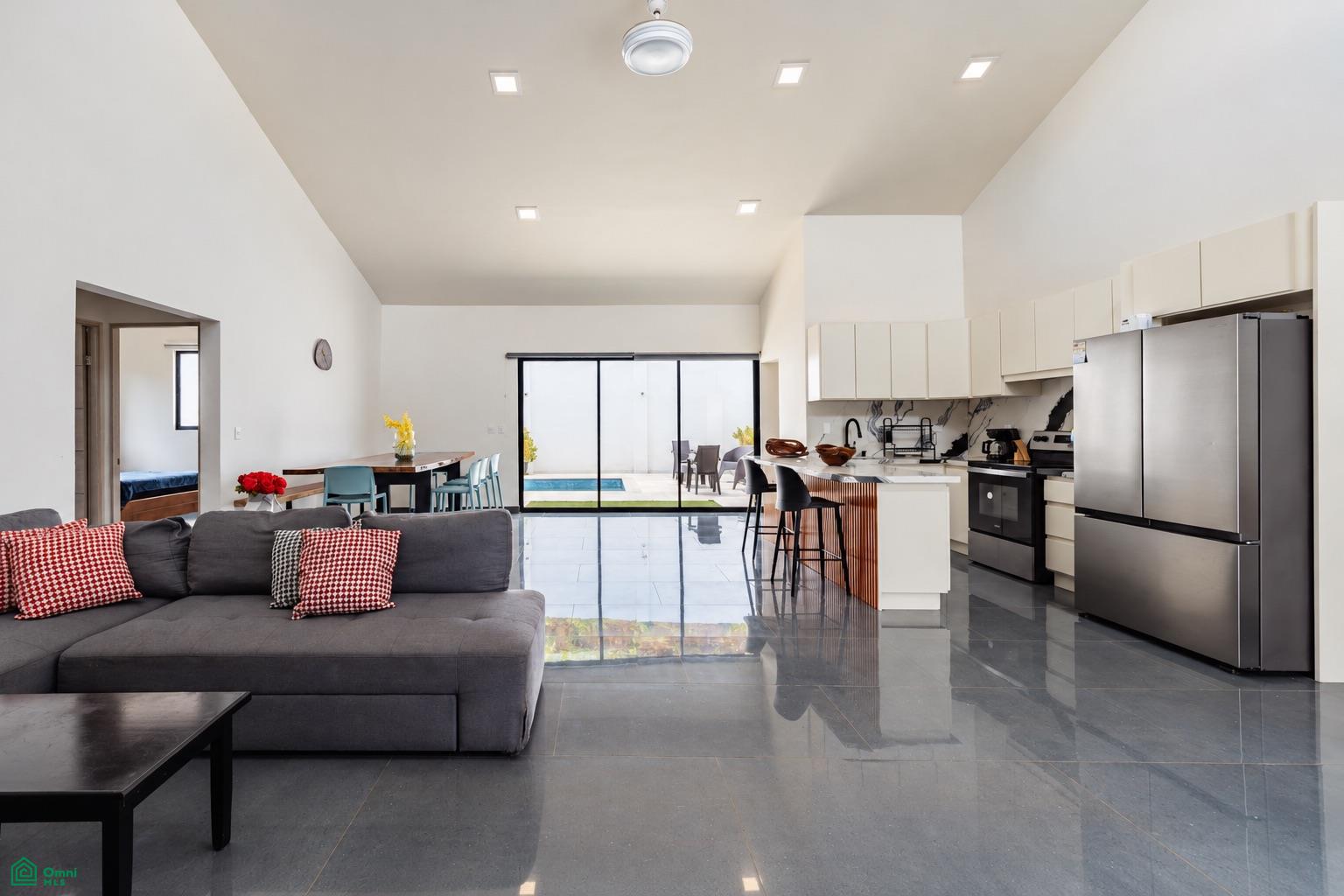 Home in Valle Escondido, Calle San Javier, Tamarindo