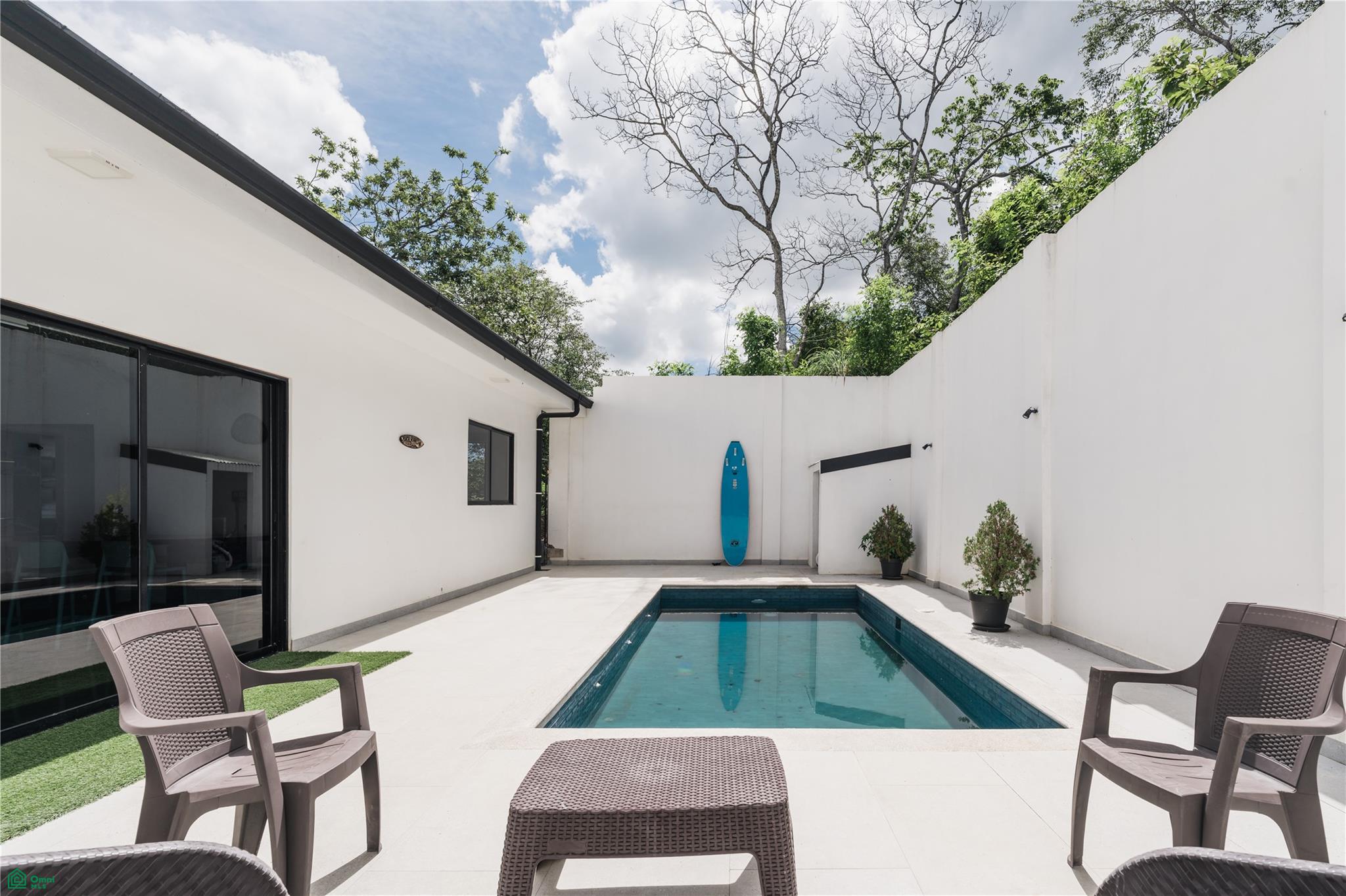 Home in Valle Escondido, Calle San Javier, Tamarindo