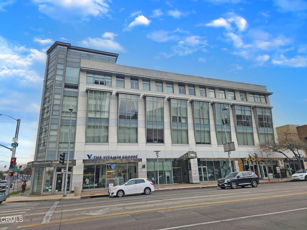 175 S Lake Avenue 404