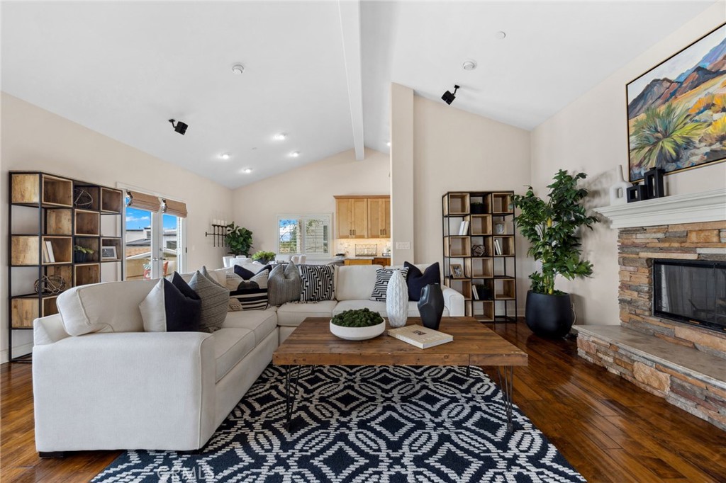 2413 Rockefeller Lane C