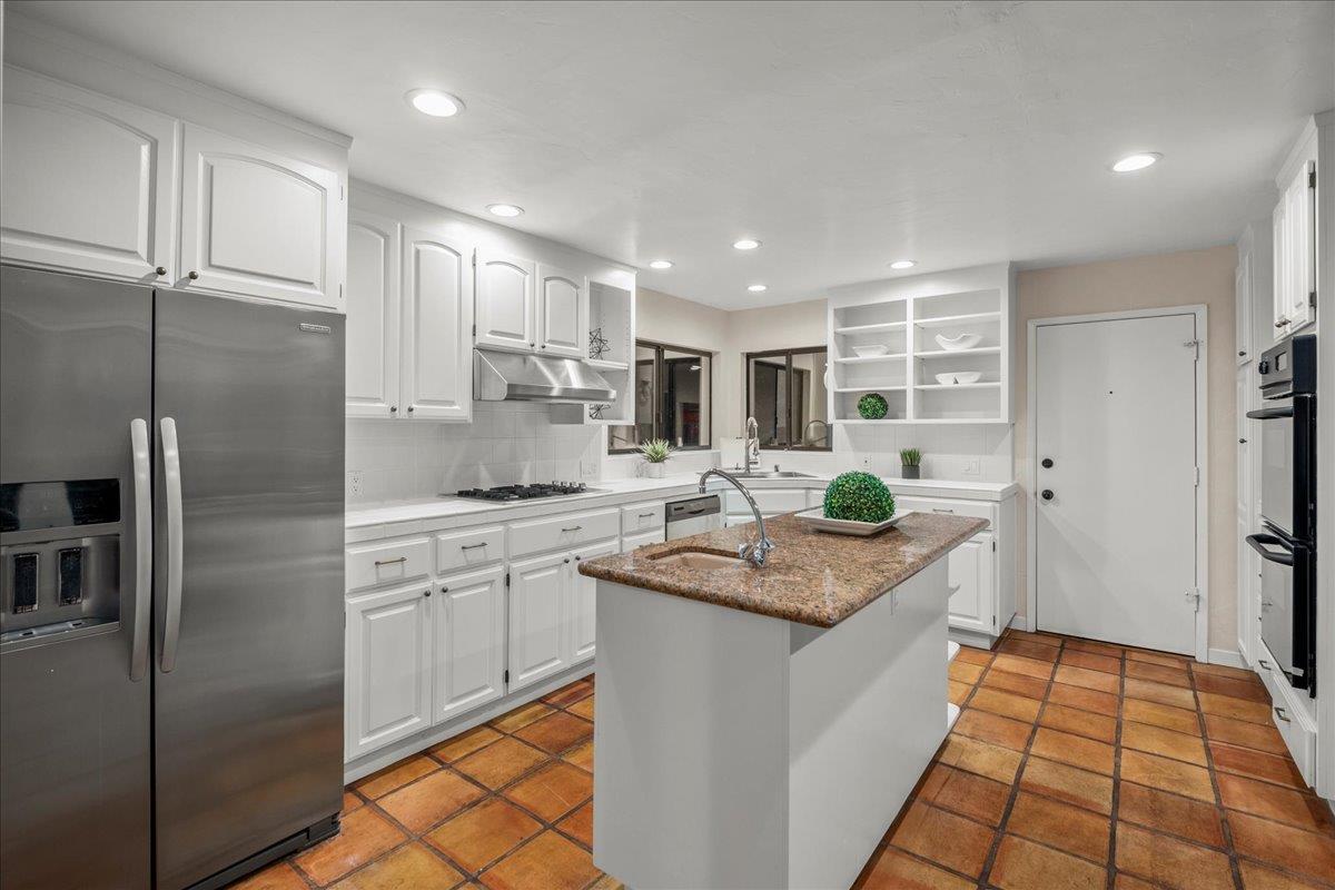 27305 Deer Springs WAY