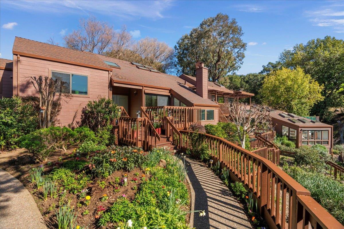 27305 Deer Springs WAY