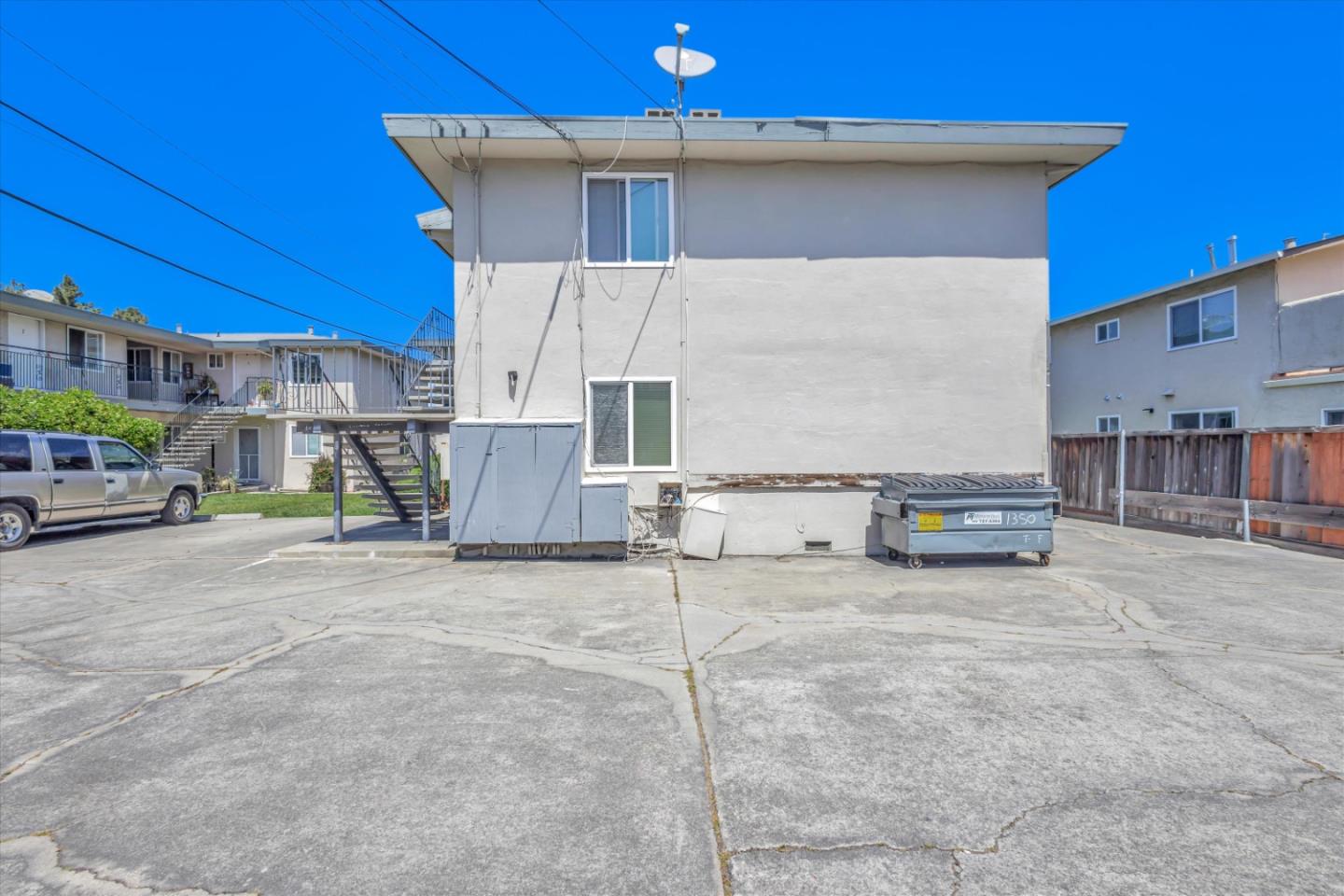 1350 Warburton AVE | 8 Units