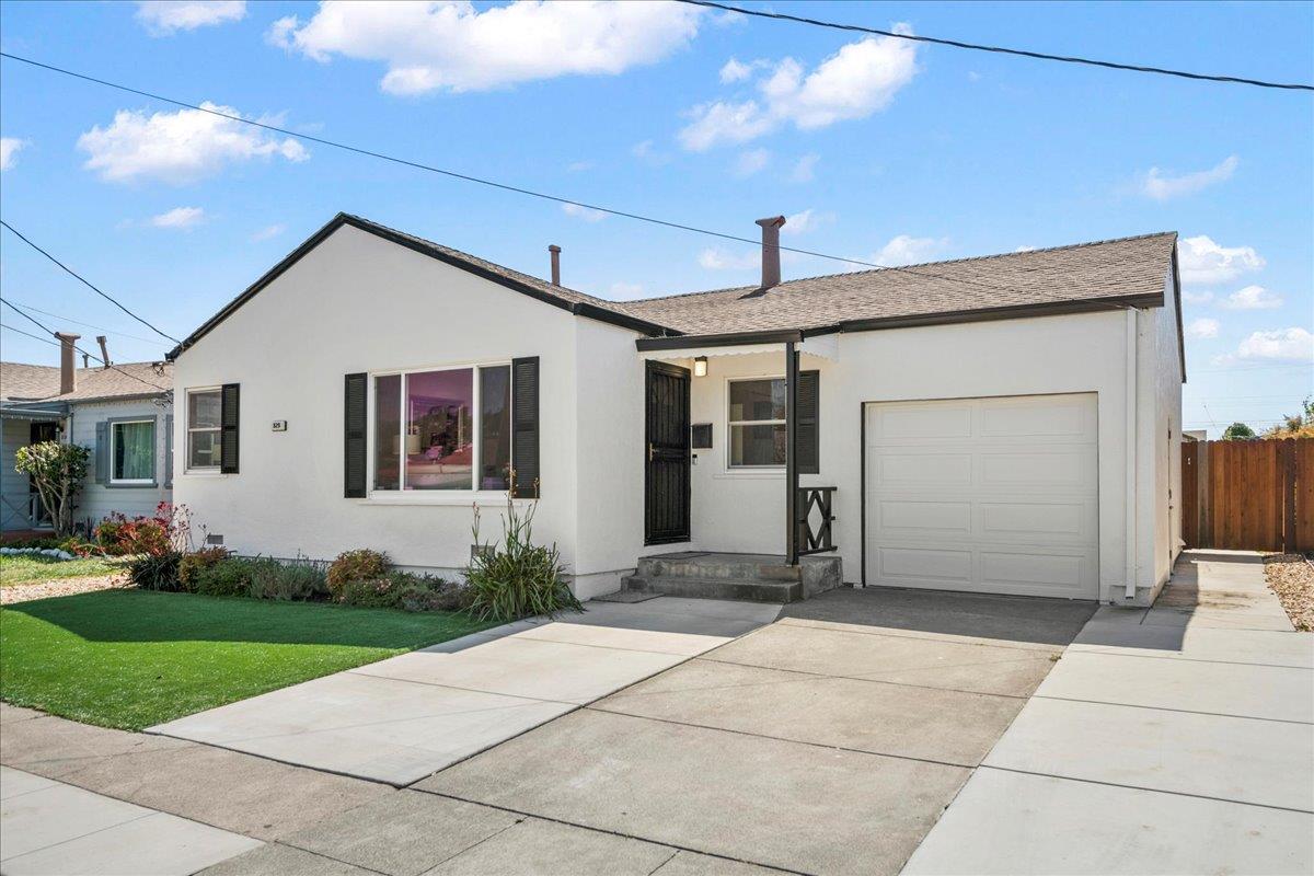 829 Ventura ST