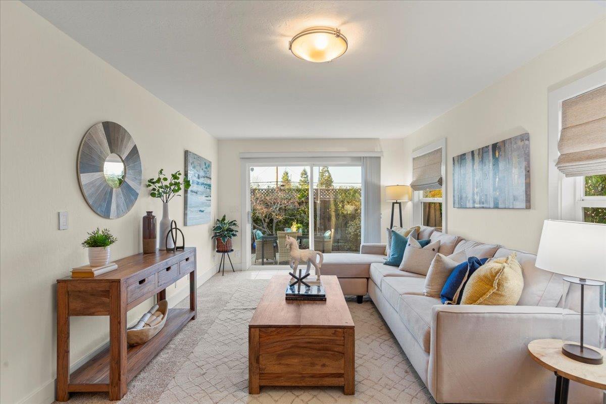 1397 Courtyard DR