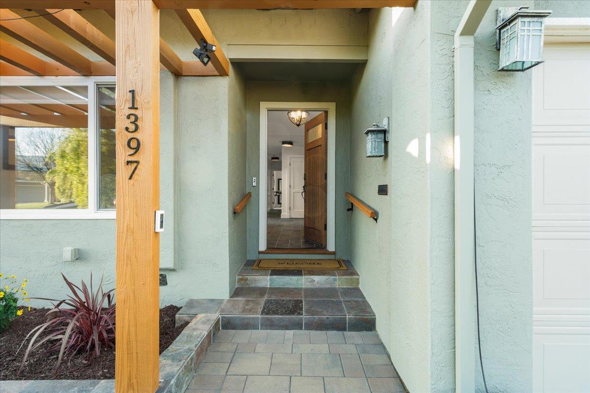 1397 Courtyard DR