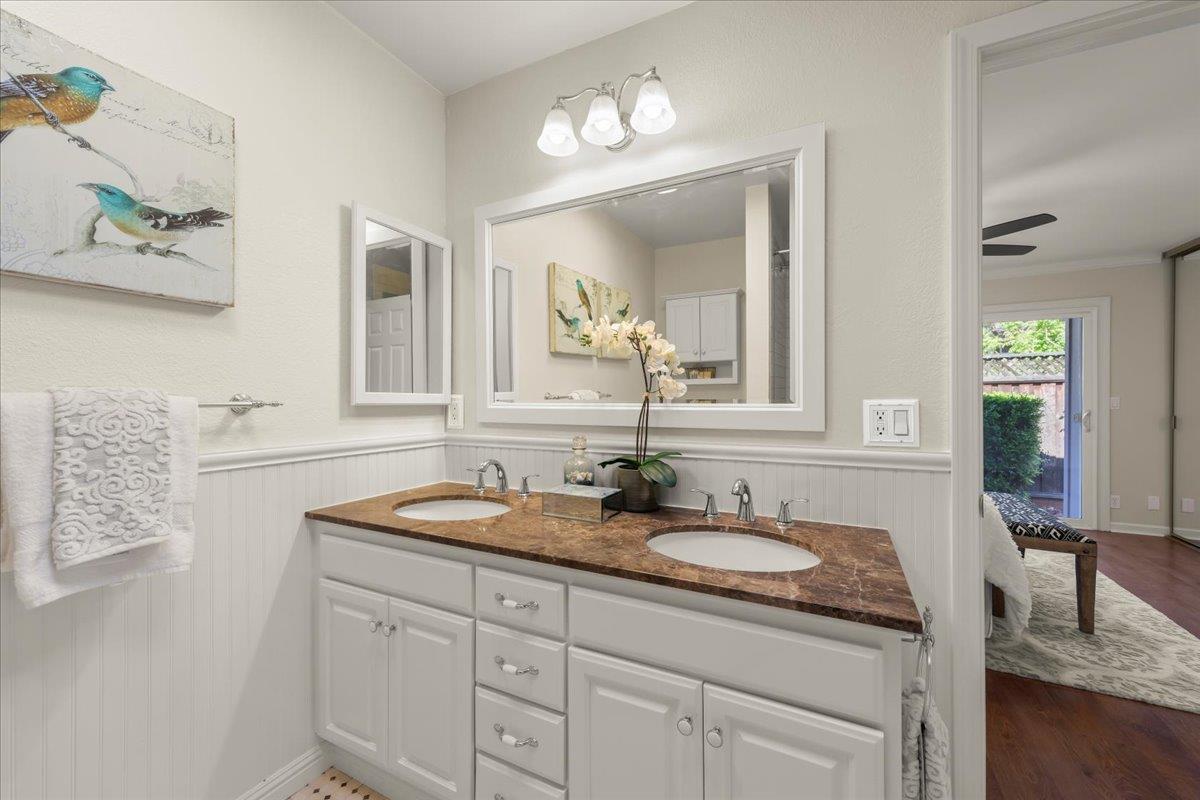 1325 Merrivale West SQ