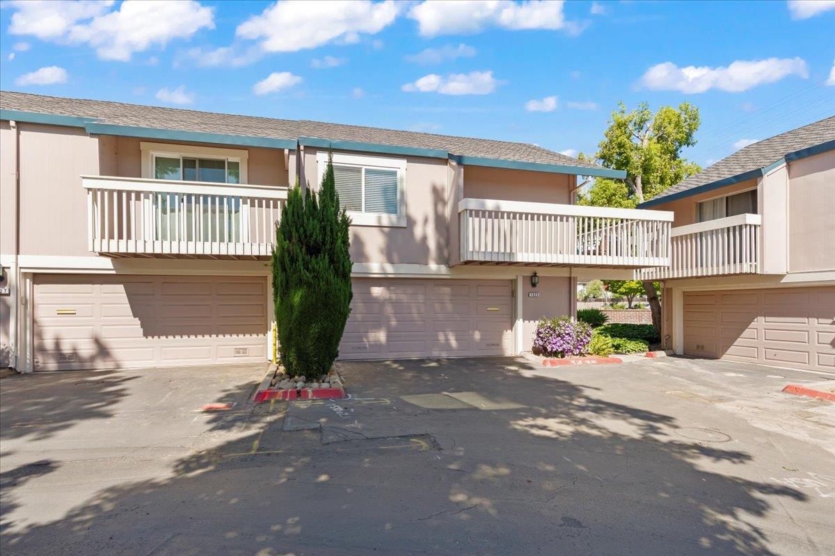 1325 Merrivale West SQ