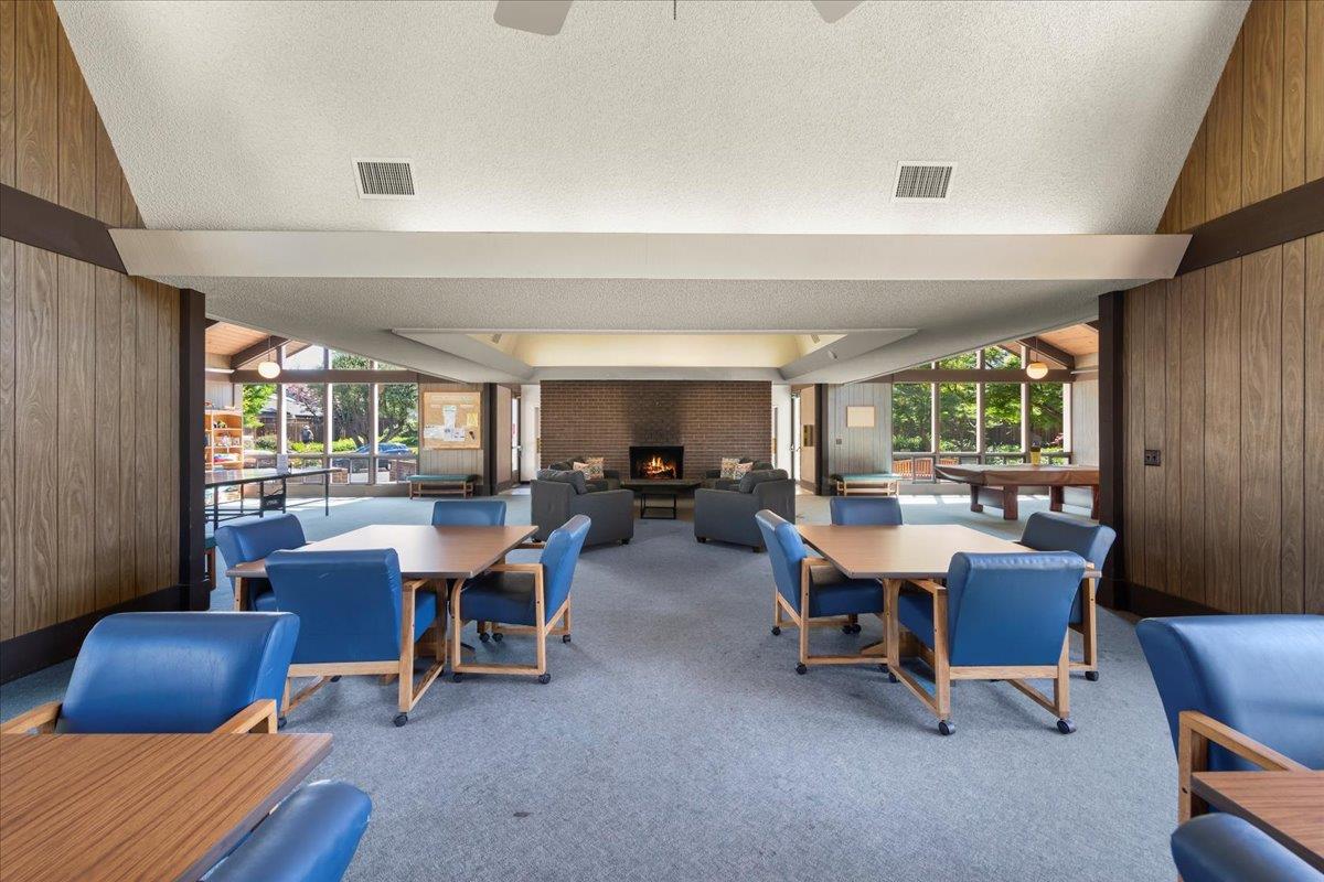 1325 Merrivale West SQ