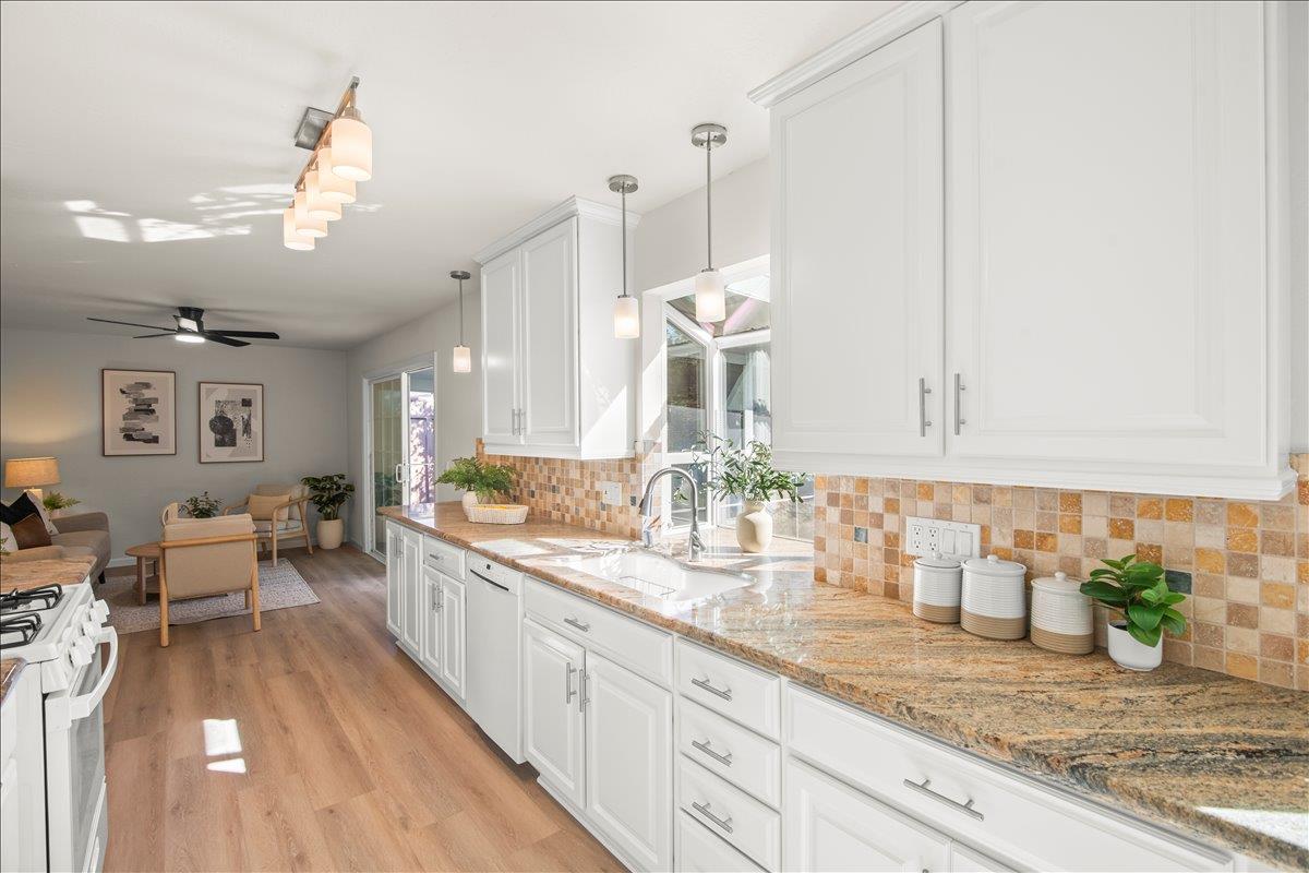 10450 Pineville Avenue