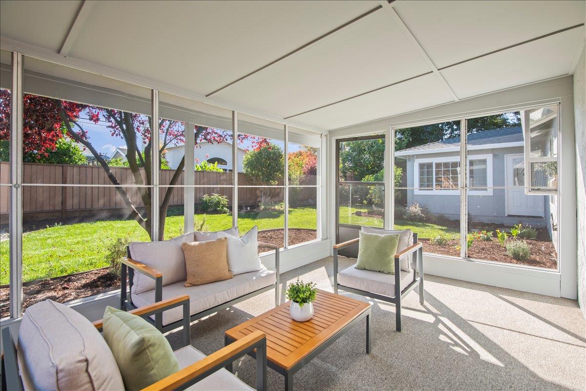 10450 Pineville Avenue