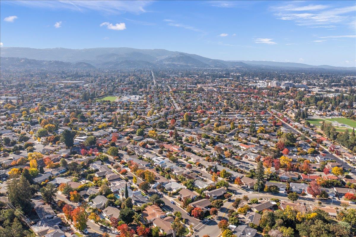 10450 Pineville Avenue