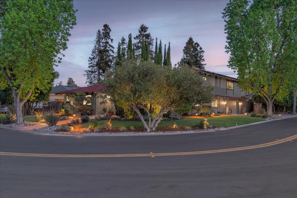 272 Belblossom Way