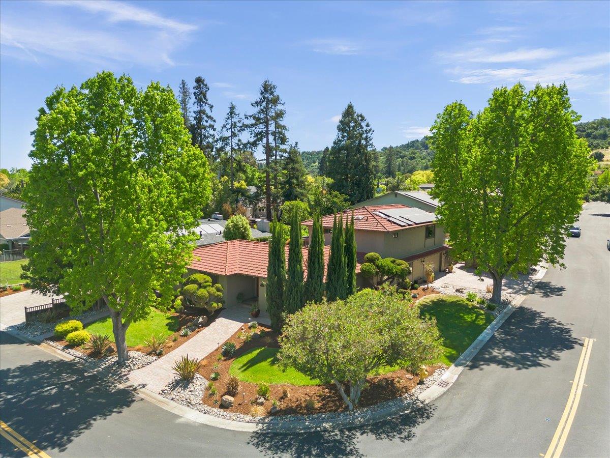 272 Belblossom Way