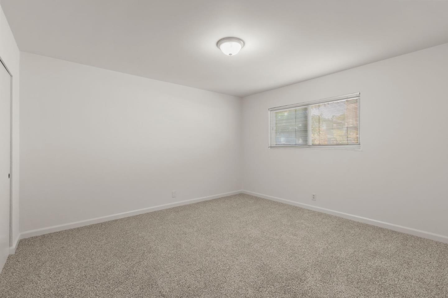 2855 Joseph AVE
