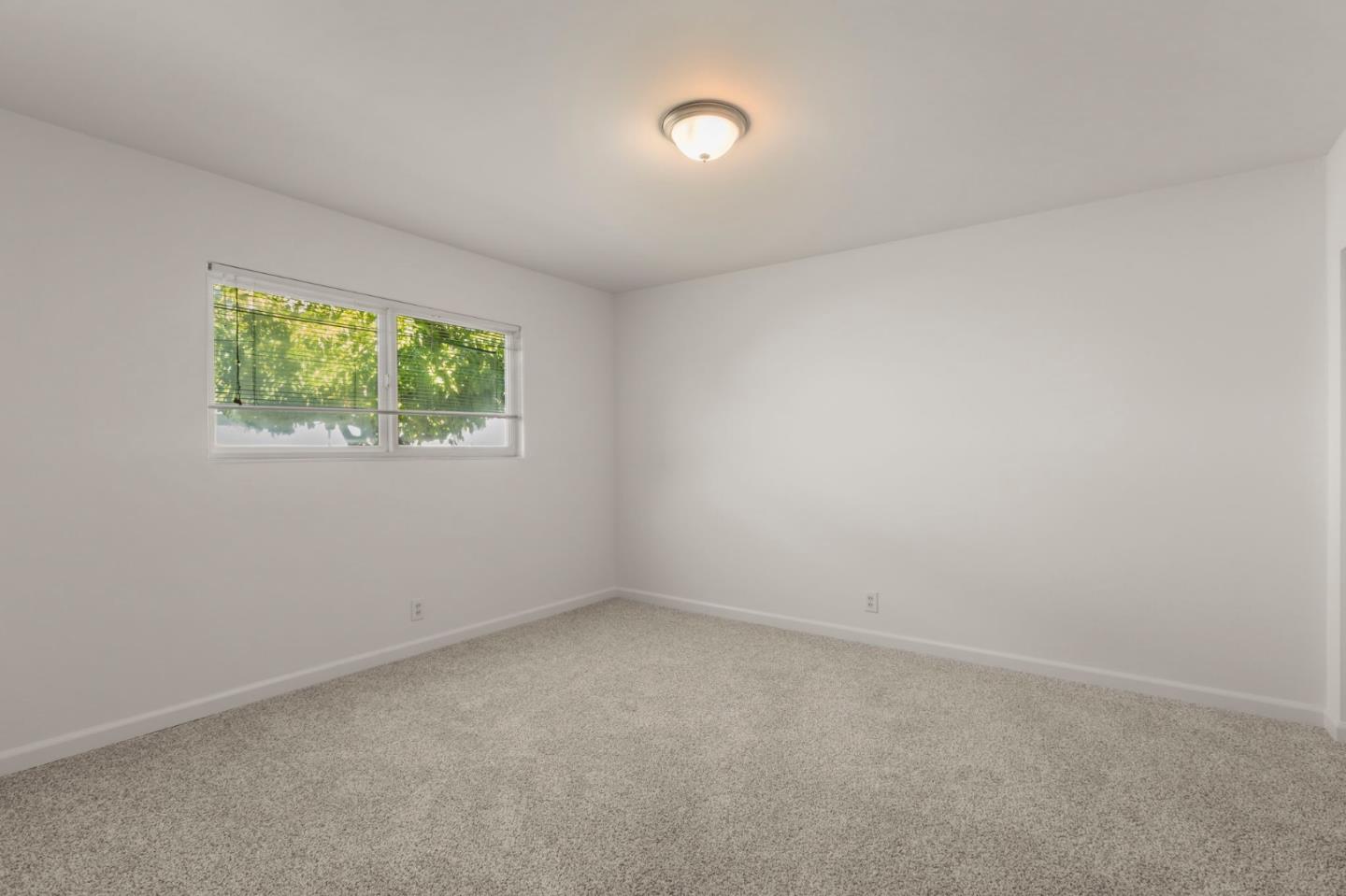 2855 Joseph AVE