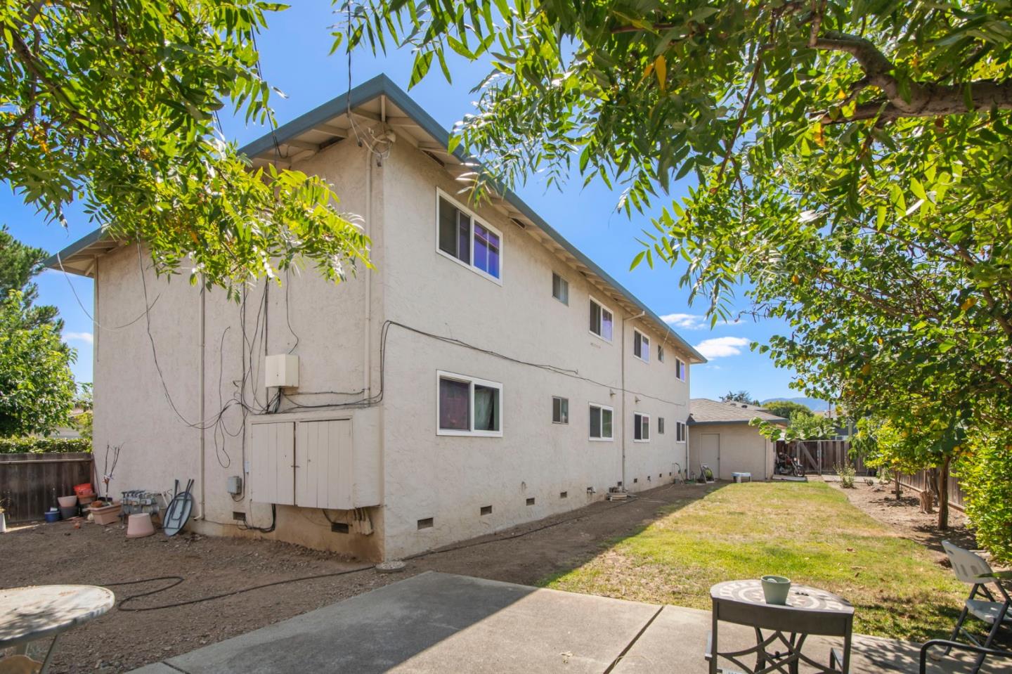2813 Joseph AVE