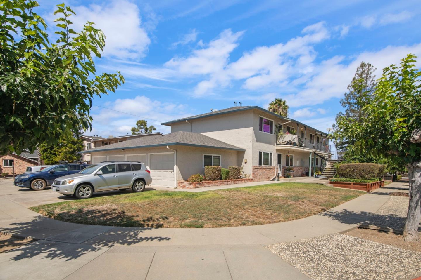 2813 Joseph AVE