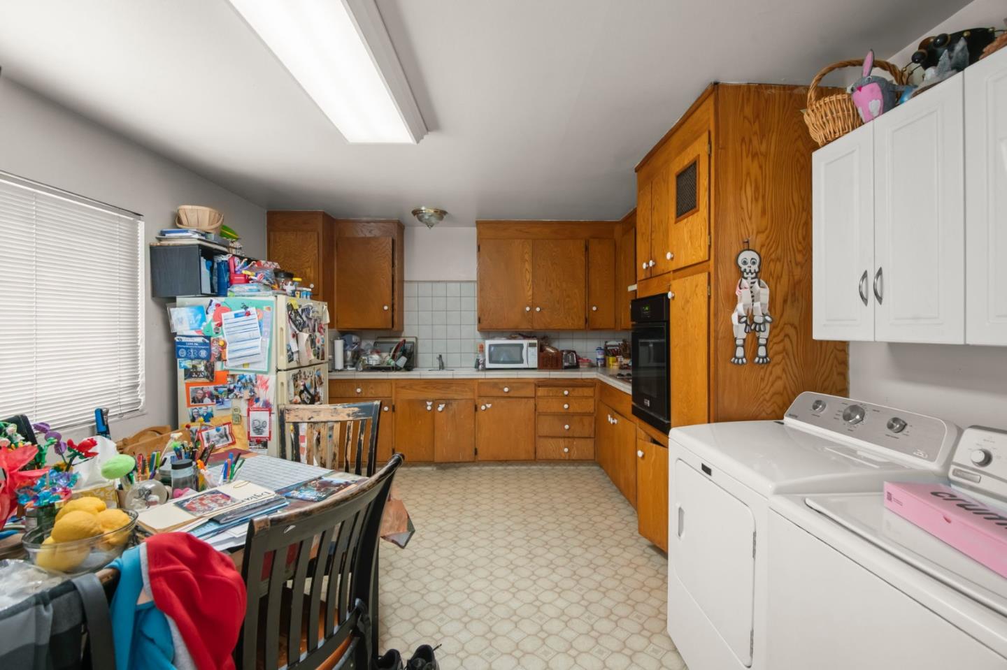 2813 Joseph AVE