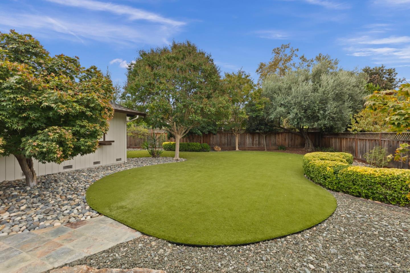 6644 Crystal Springs DR