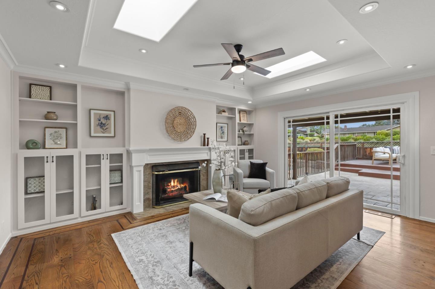 6644 Crystal Springs DR