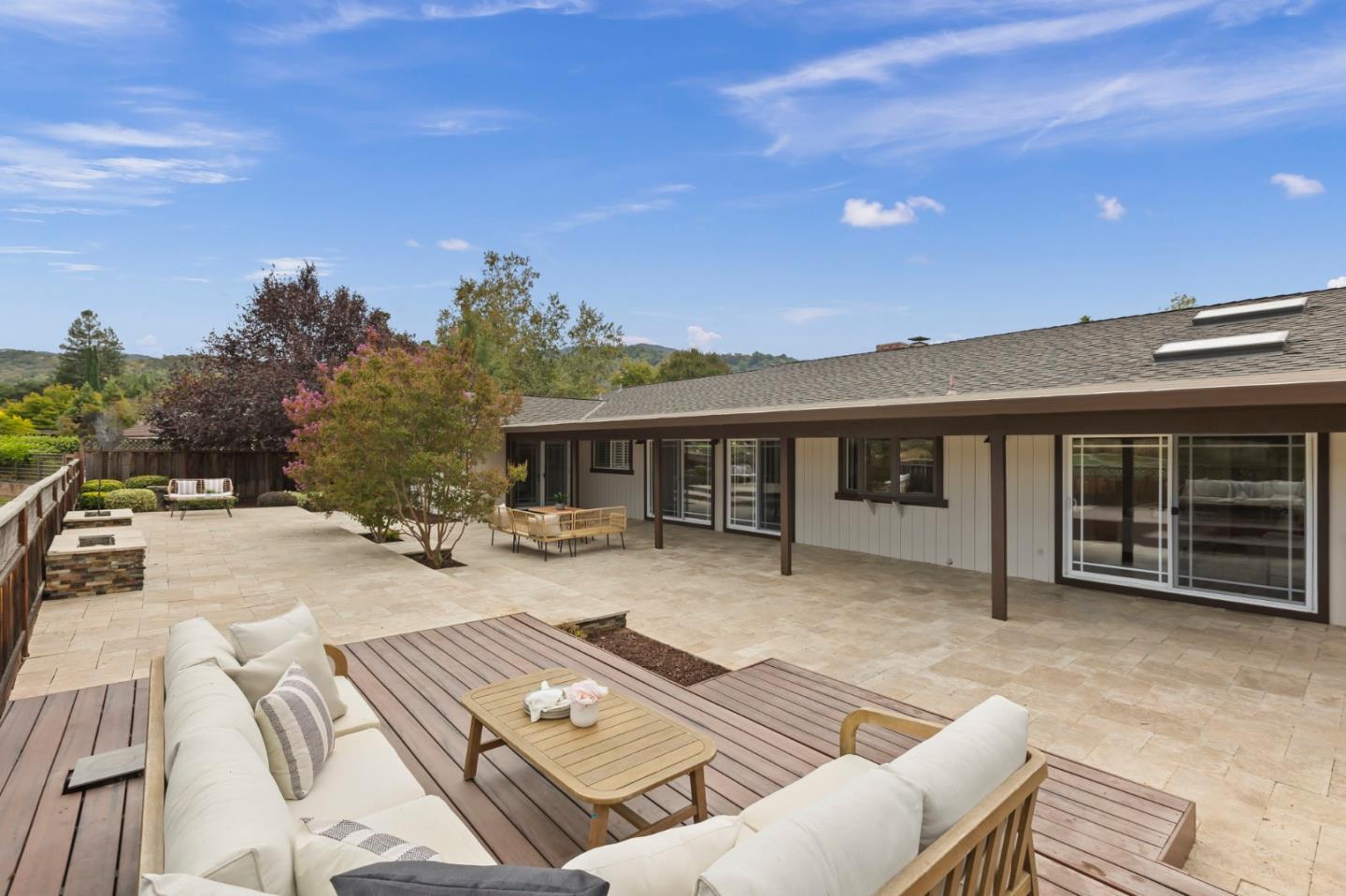 6644 Crystal Springs DR