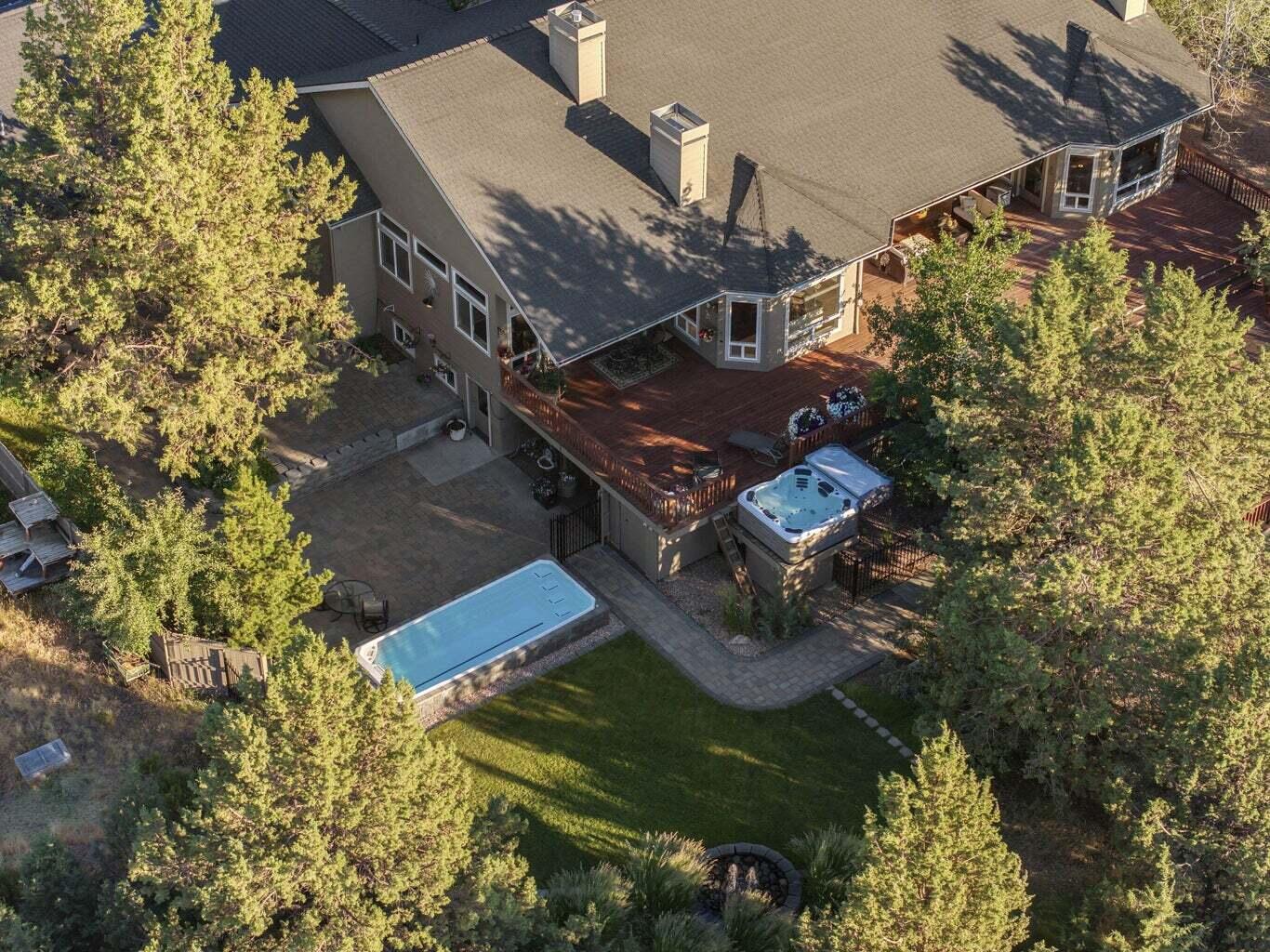 6904 SW Joshua Court