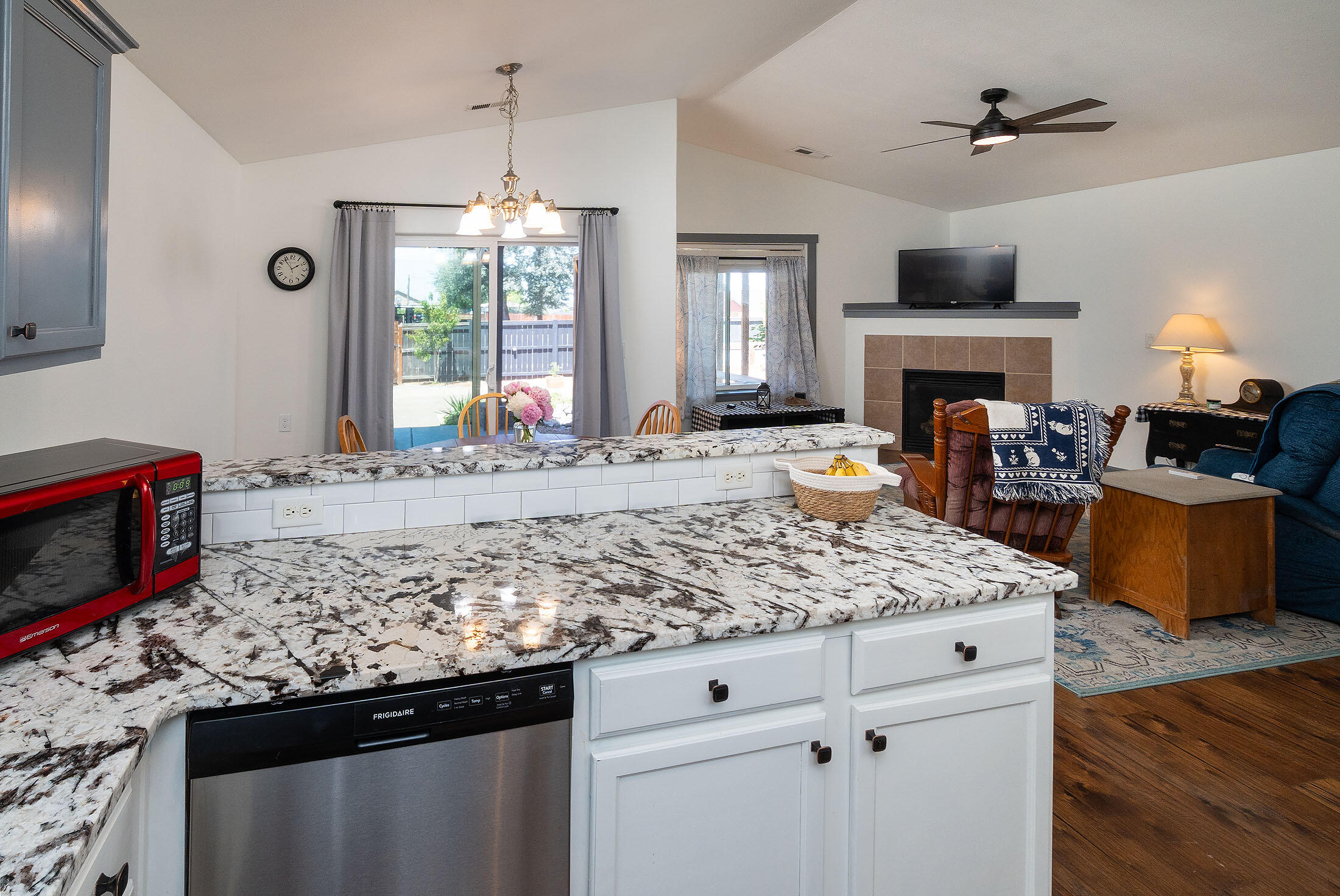 3149 SW Antler Lane