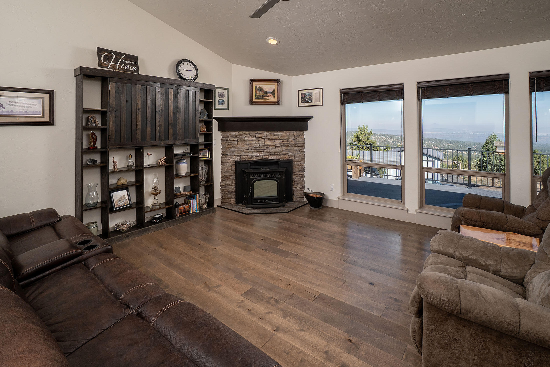 2388 SE Conifer Court